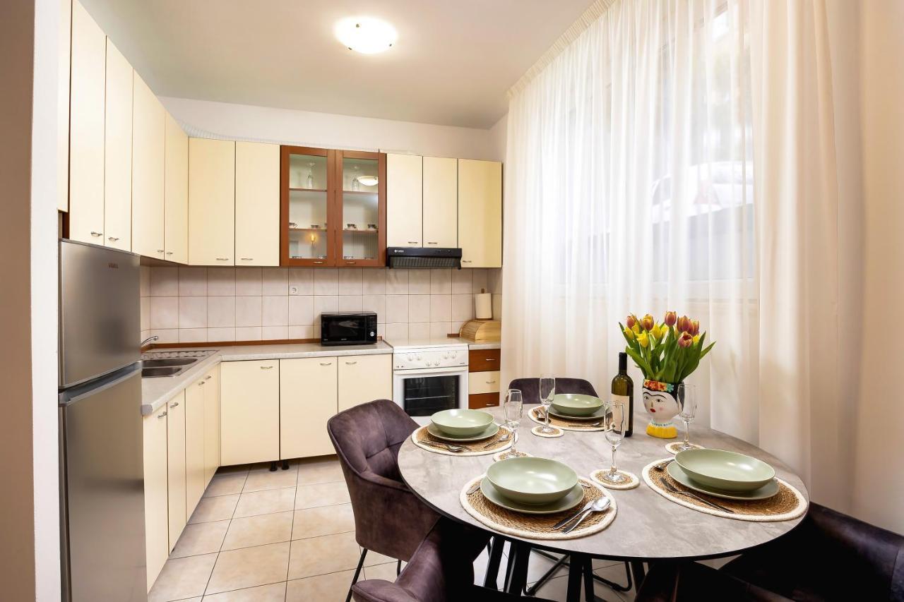 Nivi Apartment สปลิท ภายนอก รูปภาพ